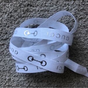 Authentic Gucci White Ribbon.160 cm.